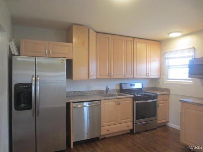 Building Photo - 3909 Southern Aire Dr