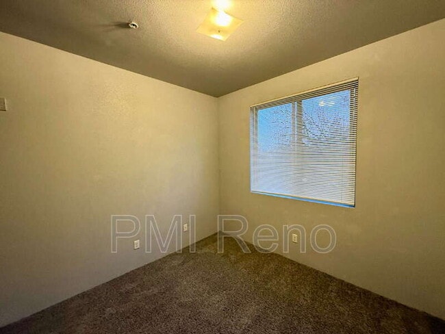 Building Photo - 1600 I St