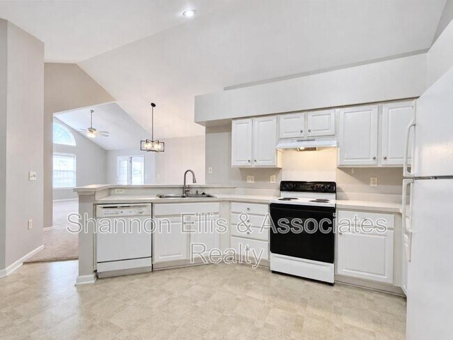 Building Photo - 3057 Orchard Ridge Cir