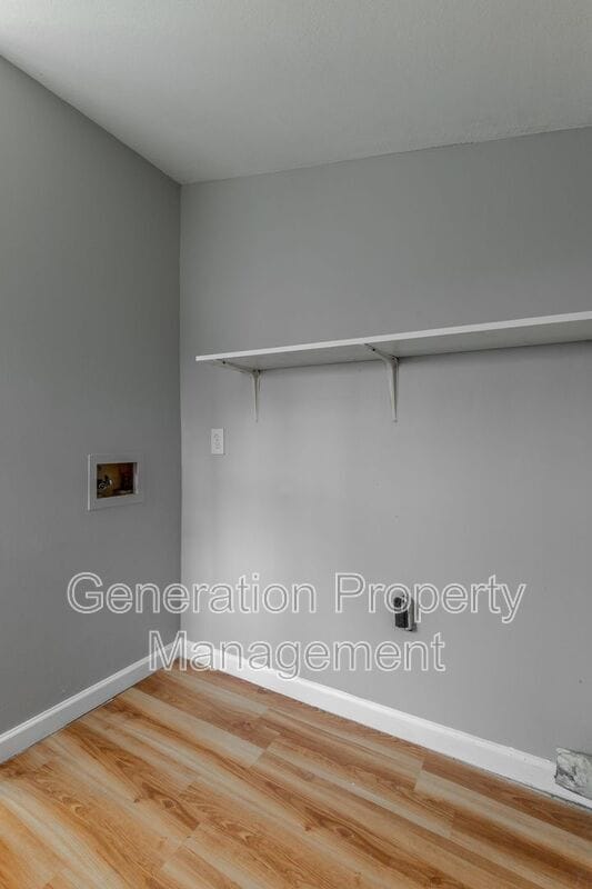 Building Photo - 804 Mcgowan Rd