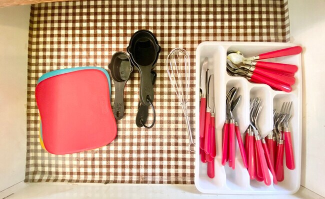 Building Photo - 3574 Lynnfield Rd