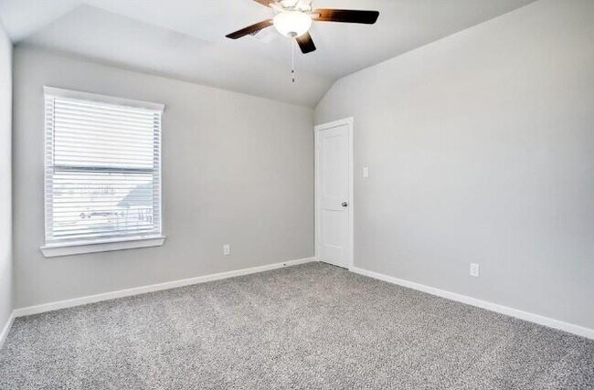 Building Photo - 24926 Via Arabella Ln