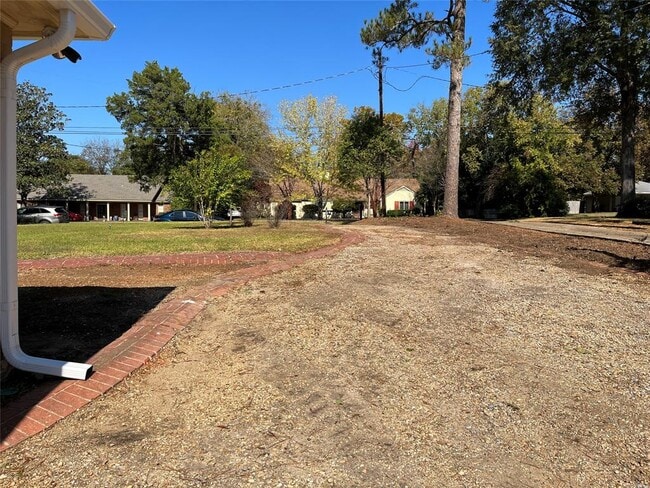 Building Photo - 1244 Gregory Ave