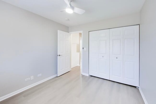 Building Photo - 2073 Cambria Ct