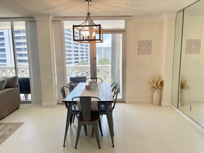 Building Photo - 1200 S Ocean Blvd