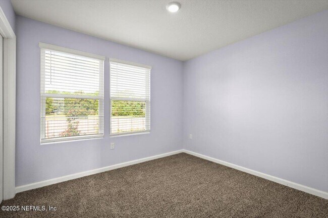 Building Photo - 85 Elmhurst Ln
