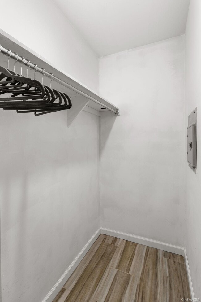 Building Photo - 154 Windermere Ave