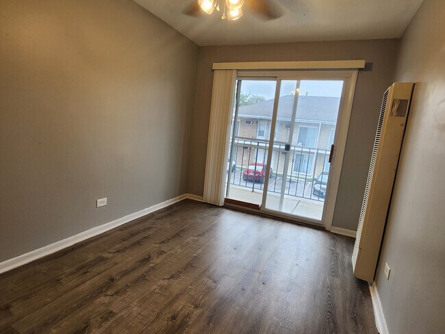 Building Photo - 3351 Commercial