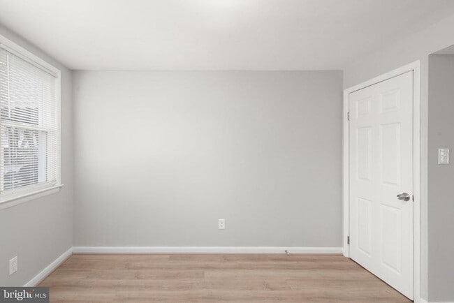 Building Photo - 2015 Dineen Dr