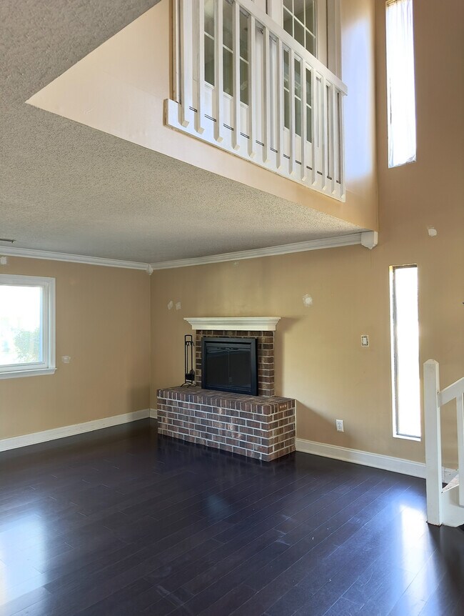 Building Photo - 3349 Kings Neck Dr