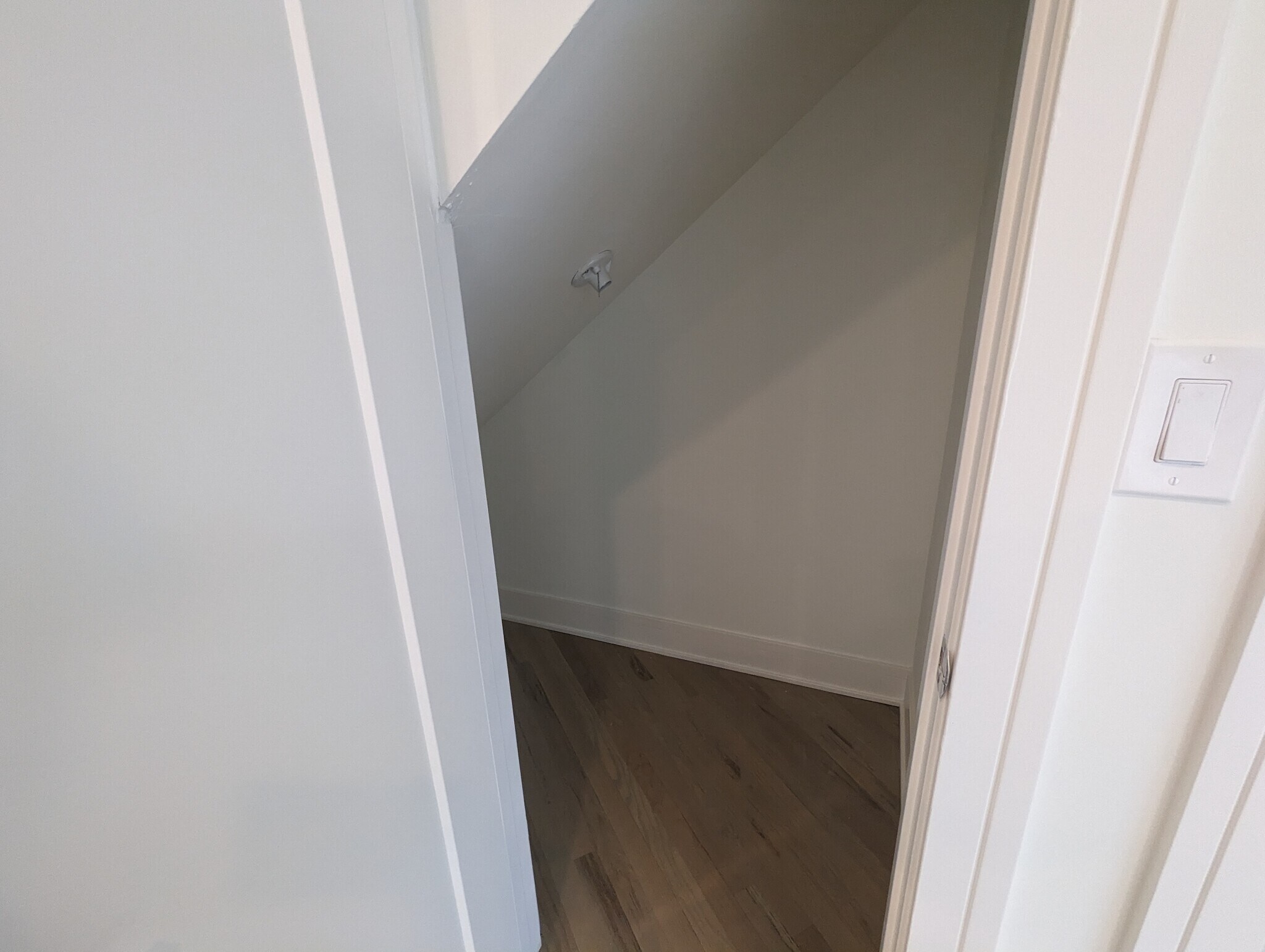 Building Photo - 1014 W Grace St