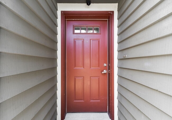 Building Photo - Nice 3 beds / 3.5 baths Townhouse in Green...