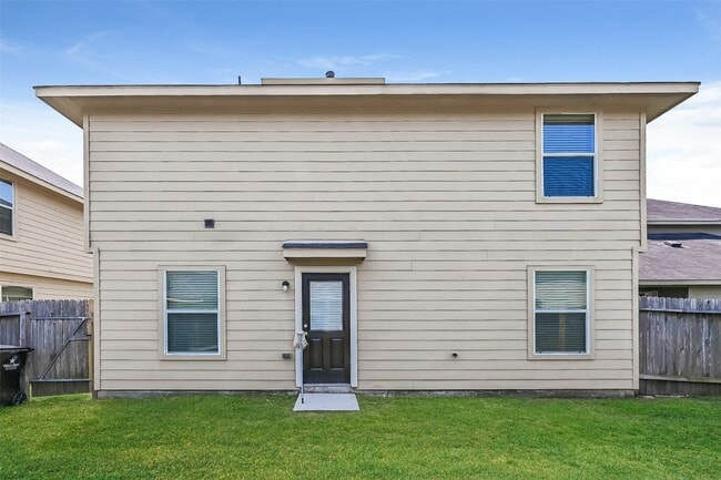 Building Photo - 2431 Tomica Ct