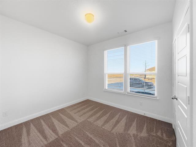 Building Photo - 622 Saxony Dr