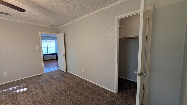 Building Photo - 12927 Marimba Trail