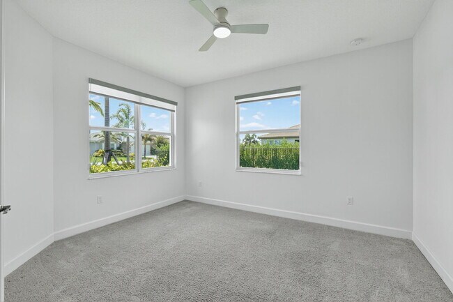 Building Photo - 11766 SW Poseidon Way