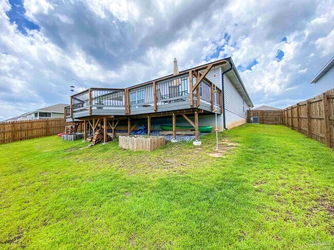 Building Photo - 5601 Guinevere Ln