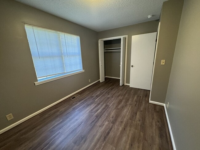 Building Photo - 1088 Co Rd 219