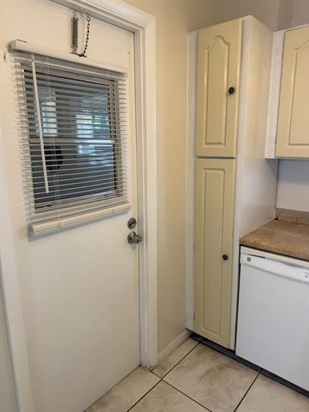 Building Photo - 2060 NW 81st Ave