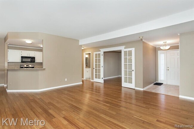 Building Photo - 516 Newburne Pointe