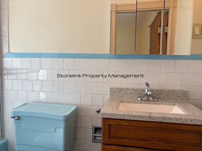 Building Photo - 70 Magill St