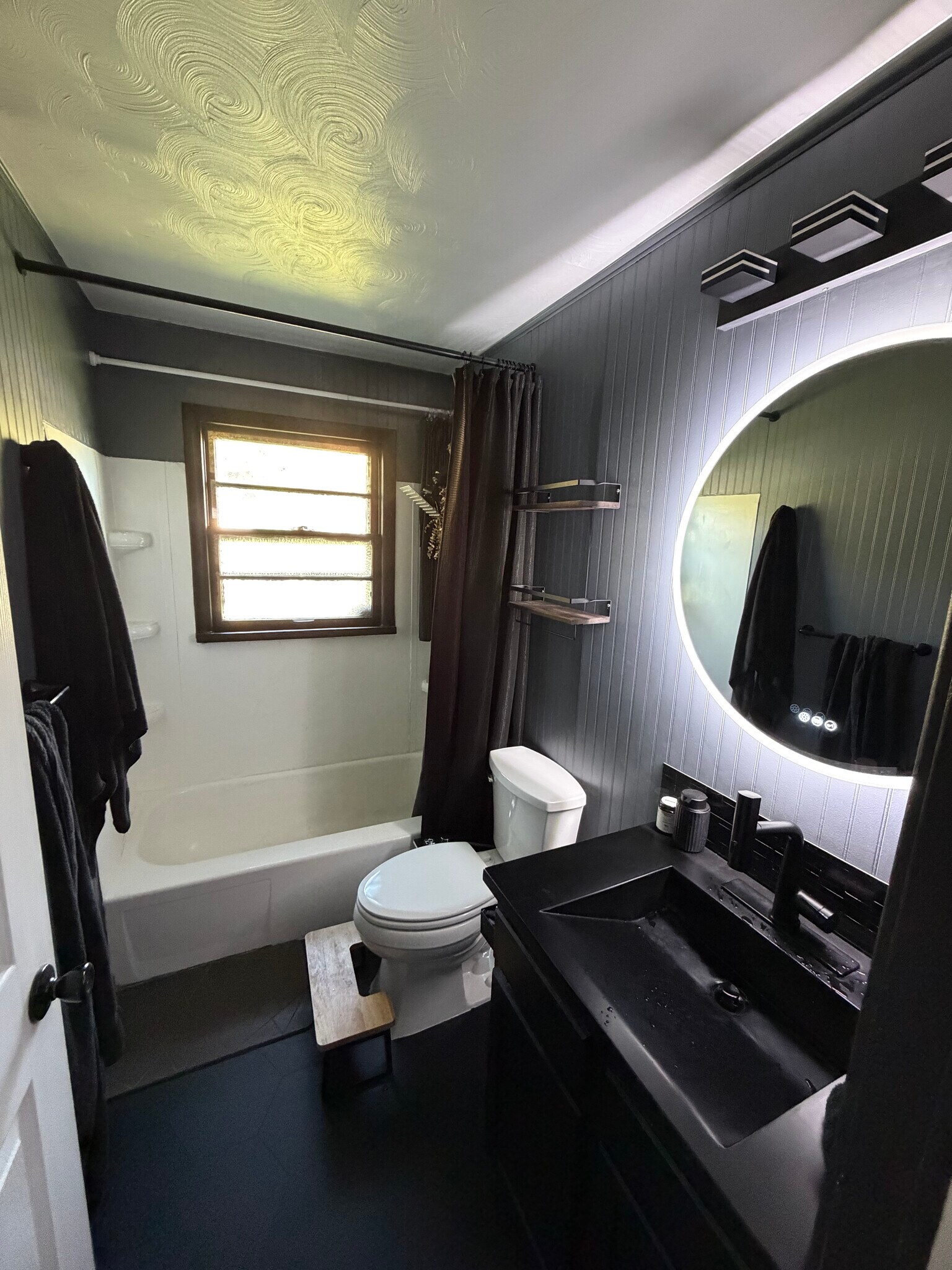 Building Photo - 3105 Lencott Dr