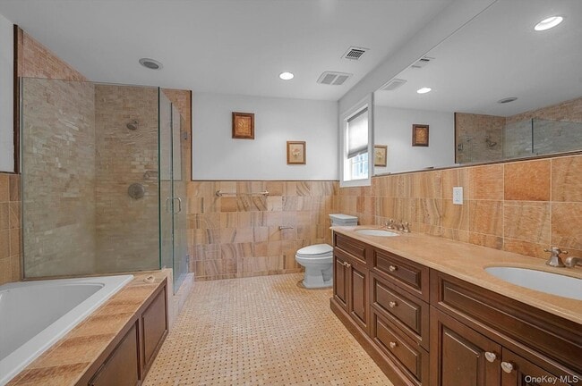 Building Photo - 87 Arleigh Rd