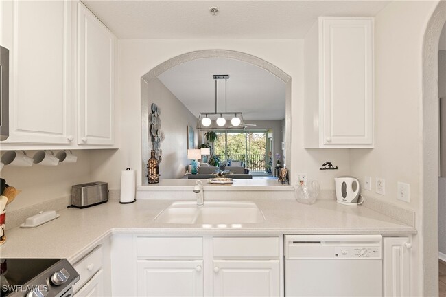 Building Photo - 6824 Sterling Greens Dr