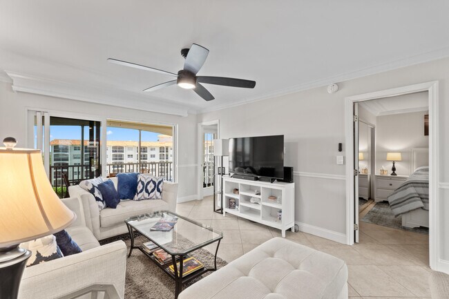 Building Photo - 2871 N Ocean Blvd