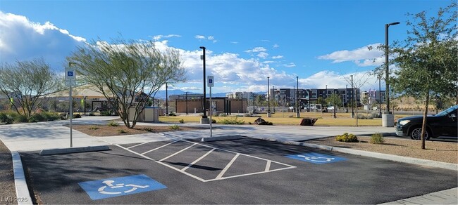 Building Photo - 299 Stradella Pl