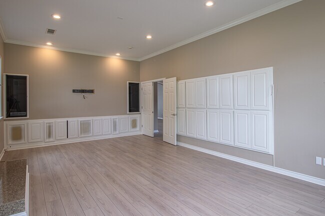 Building Photo - 108 Blue Heron Point