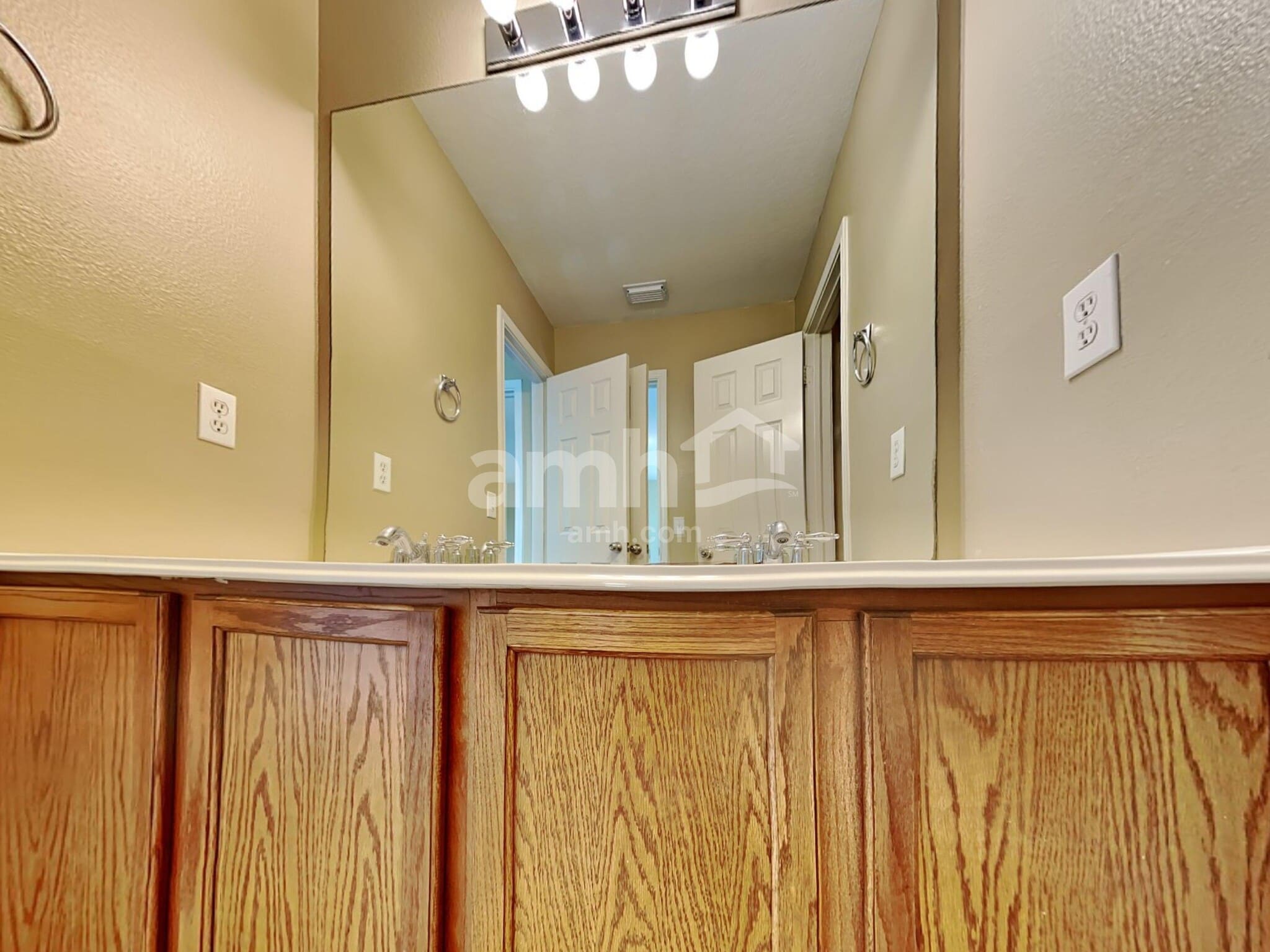 Building Photo - 3027 Acacia Fair Ln