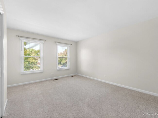 Building Photo - 1412 Rolling Grove Ct