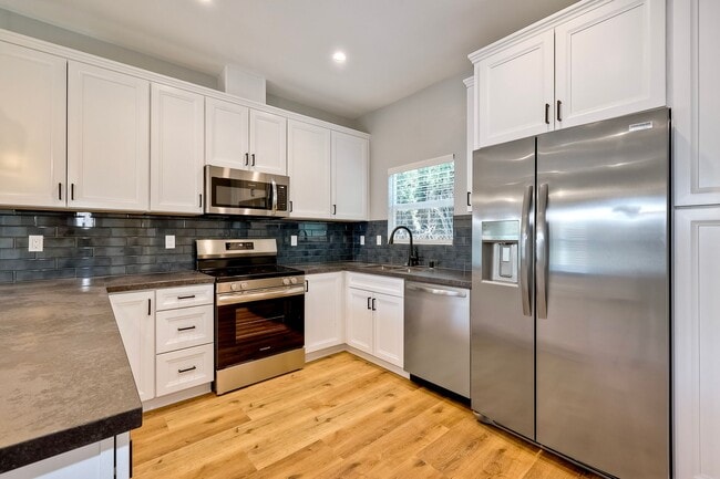 Building Photo - 6834 Tower St