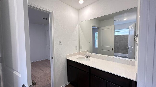 Building Photo - 606 Arnage Dr