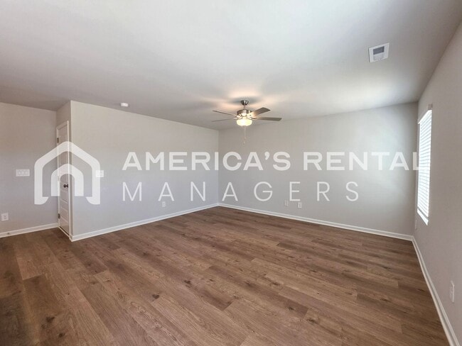 Building Photo - New Construction! Spacious Dual Level Townhome with Attached Garage for Rent in Decatur, AL! DEPO...