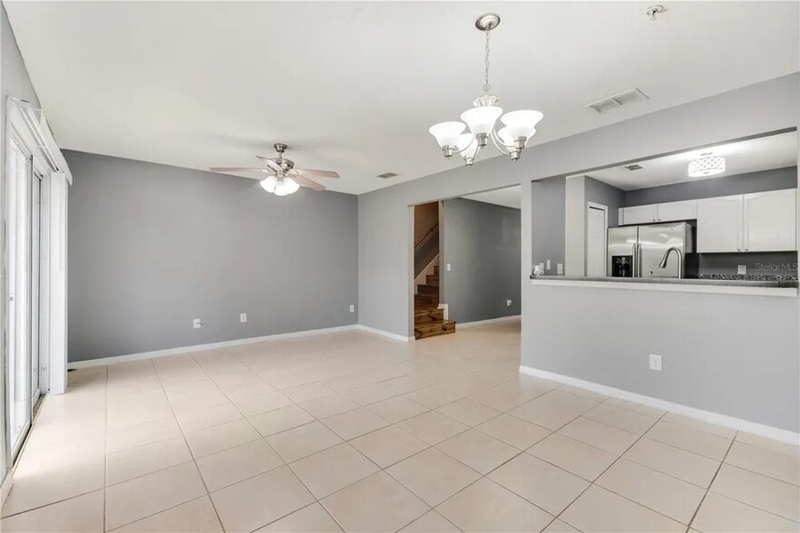 Building Photo - 1007 Butterfly Blvd