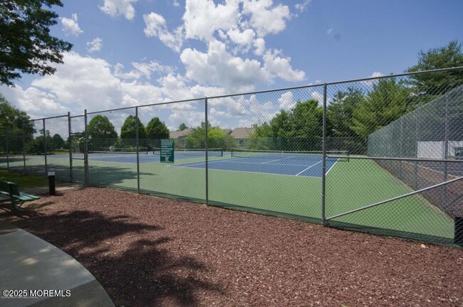 Building Photo - 177 Tulip Ln