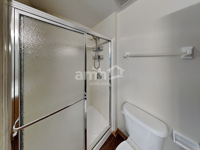 Building Photo - 6213 Home Park Dr