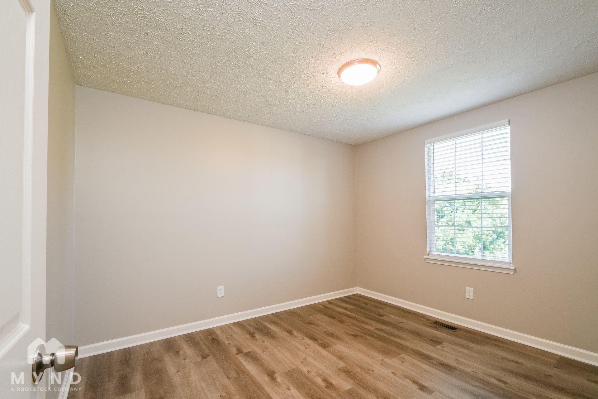 Building Photo - 16975 Napoleon Ct