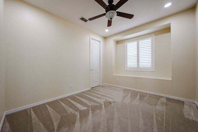 Building Photo - Stunning home located in the heart of Chandler, AZ!