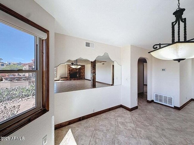 Building Photo - 15545 E Mustang Dr