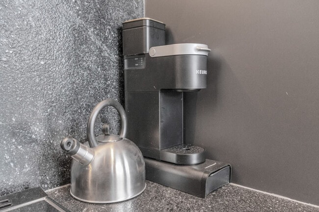 Building Photo - 2703 Blodgett St