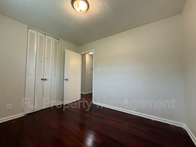 Building Photo - 4277 Falcon Cove