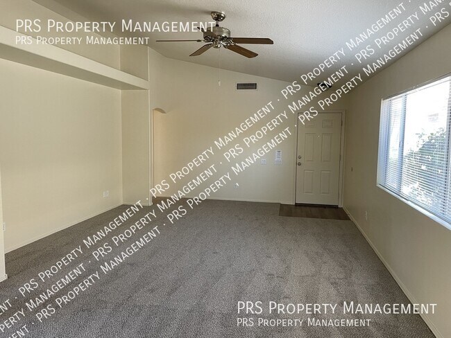 Building Photo - 16031 S 40th Way