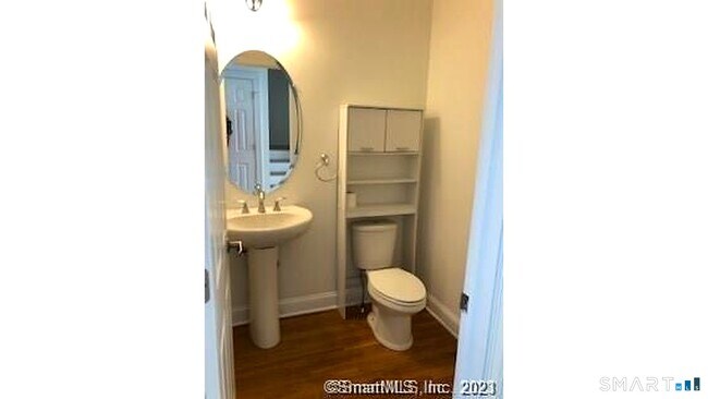 Building Photo - 407 Copper Square Dr