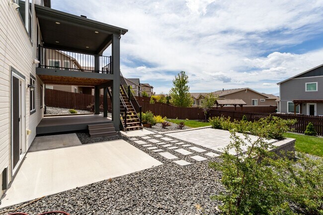 Building Photo - Spacious 5-Bedroom Home with Finished Base...