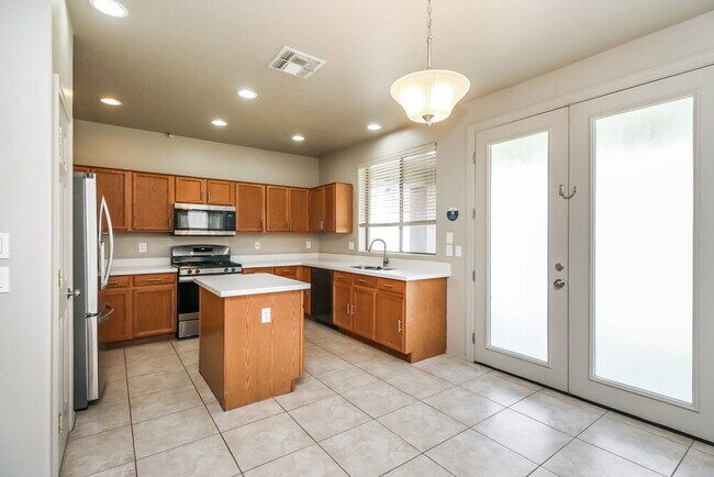 Building Photo - 2623 N Augustine