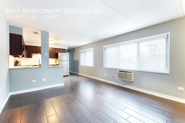 Building Photo - 426 Wesley Ave