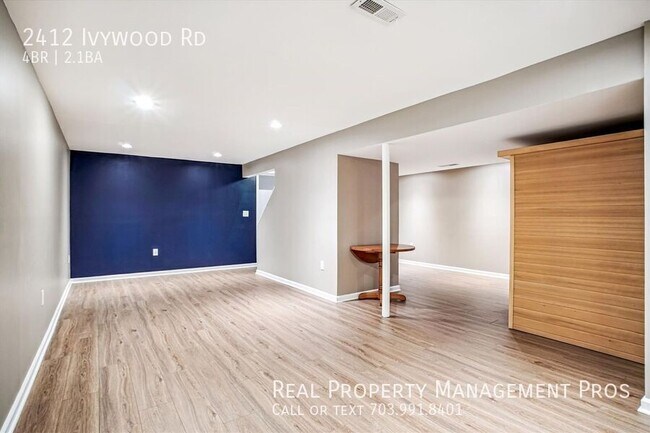 Building Photo - 2412 Ivywood Rd